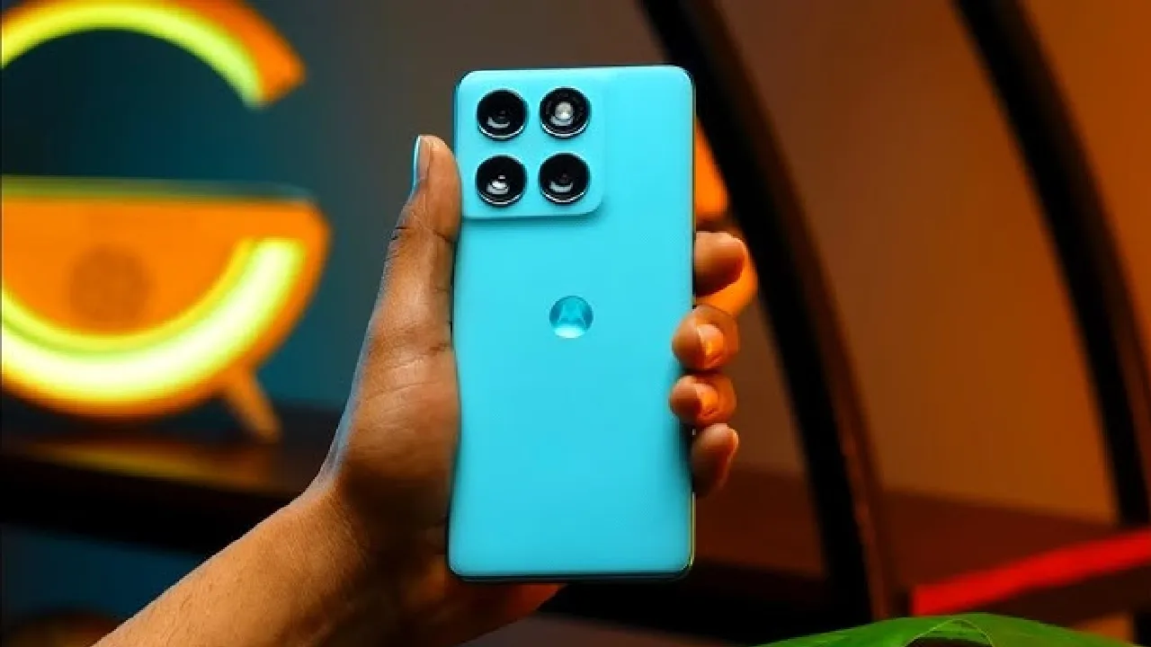 Moto G67 Power 5G front and back design with 6.7-inch 120Hz display and vegan leather finish