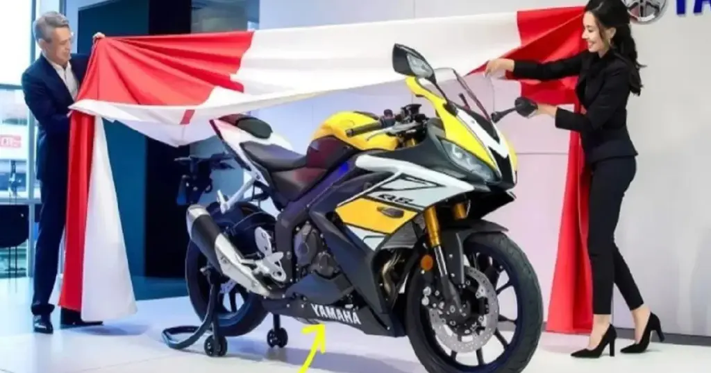 Yamaha R15 V5: पावरफुल इंजन, शानदार डिजाइन और कीमत जानिए 1 Yamaha R15 V5 स्पोर्ट बाइक